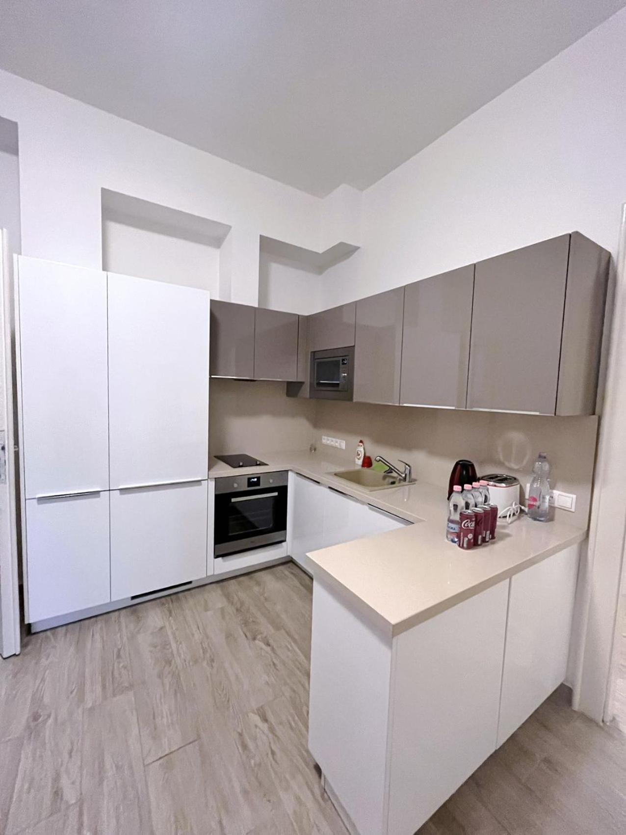 Boutique Family Apartment In The Heart Of City Budapesta Exterior foto