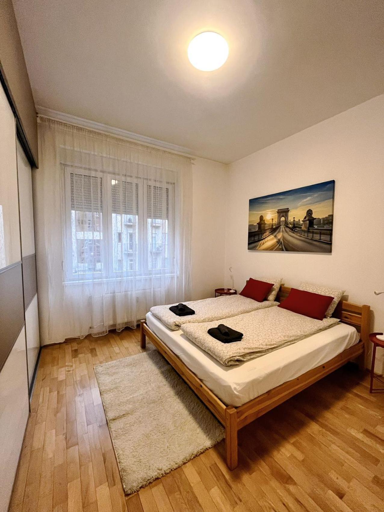 Boutique Family Apartment In The Heart Of City Budapesta Exterior foto