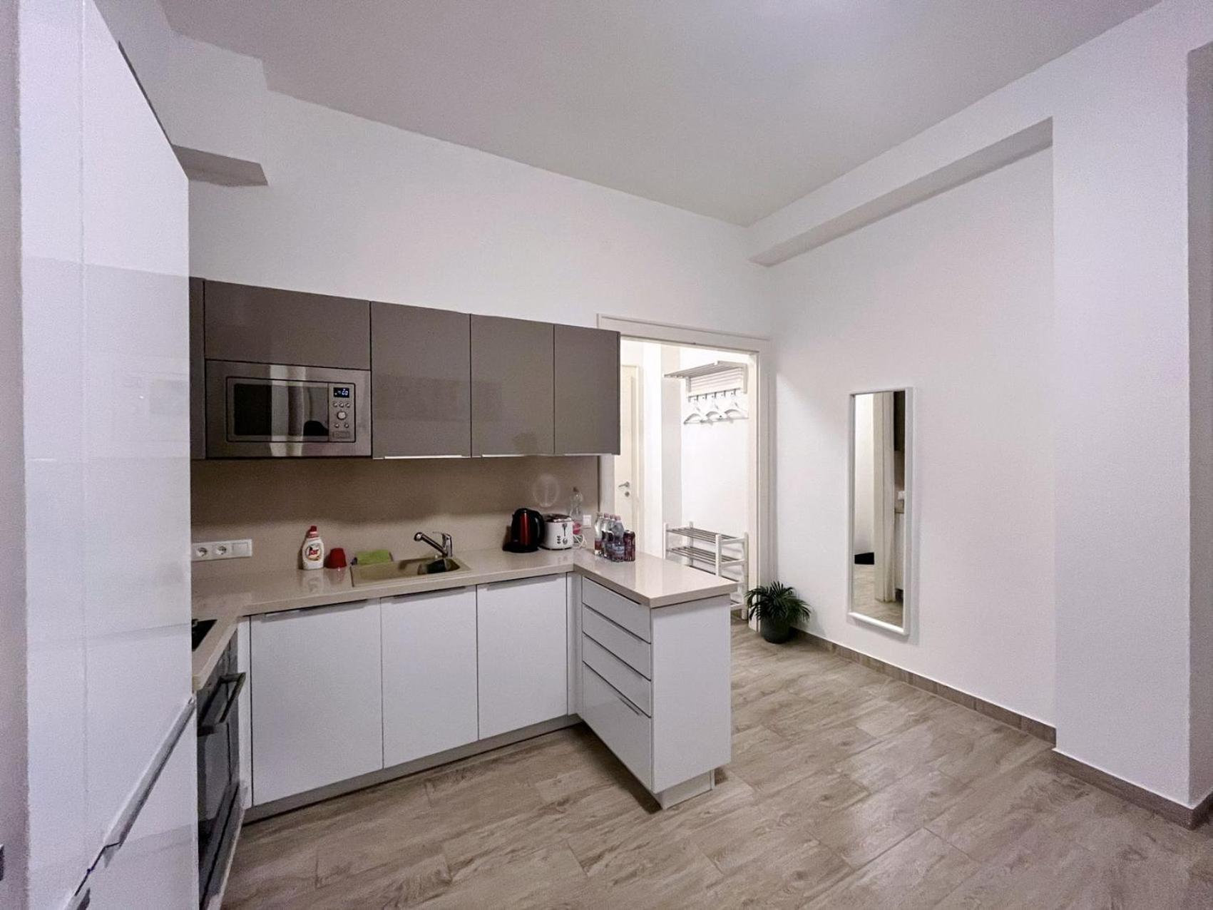 Boutique Family Apartment In The Heart Of City Budapesta Exterior foto